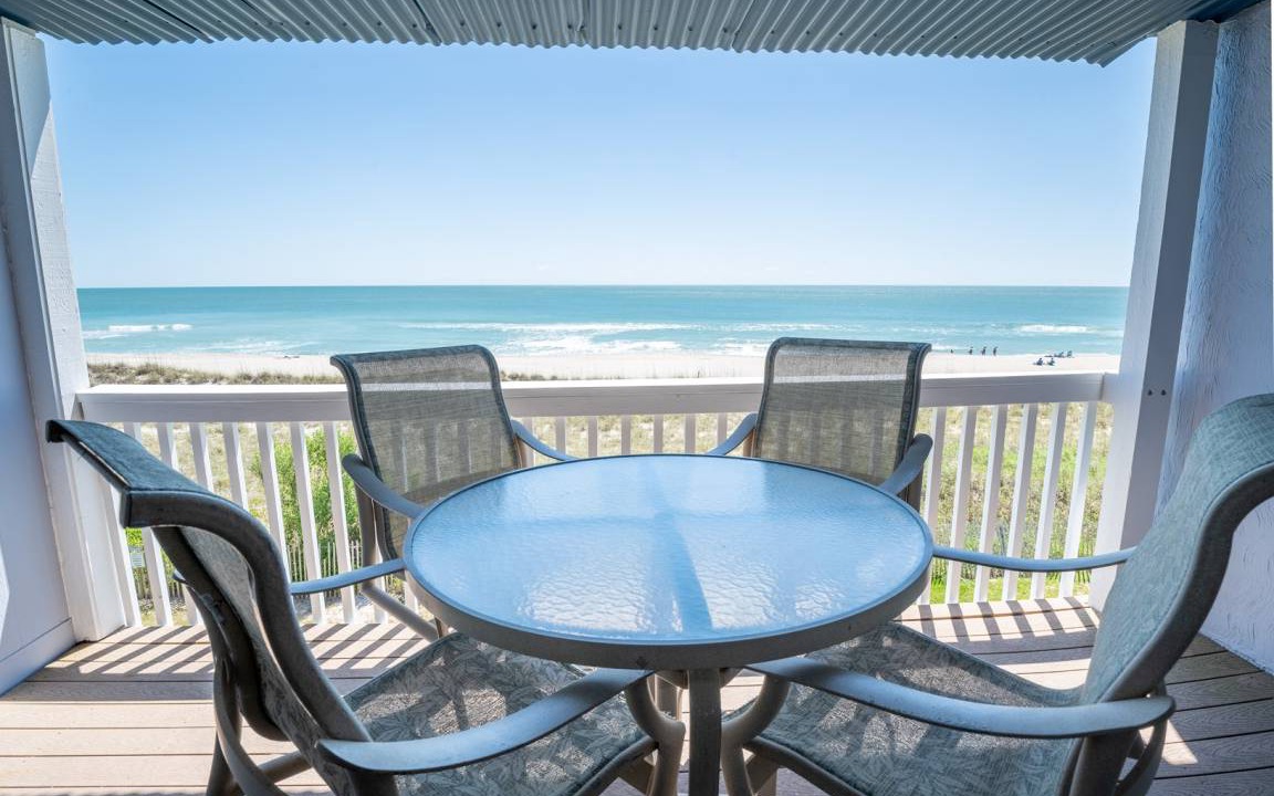 Photo of Patio Balcony in Wilmington Beach