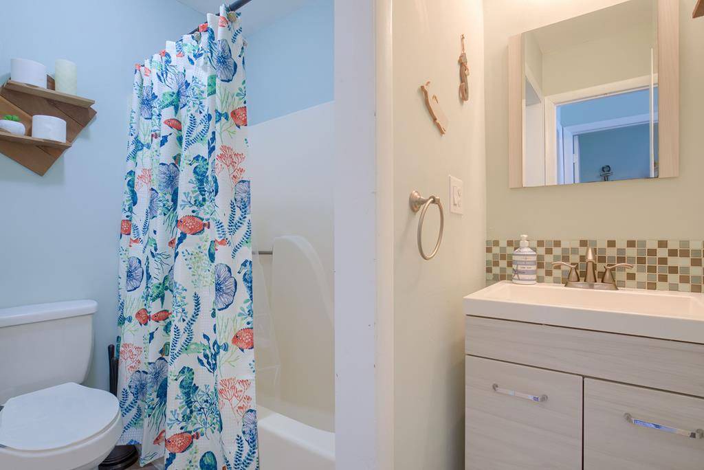 Photo of Bathroom in North Topsail Beach