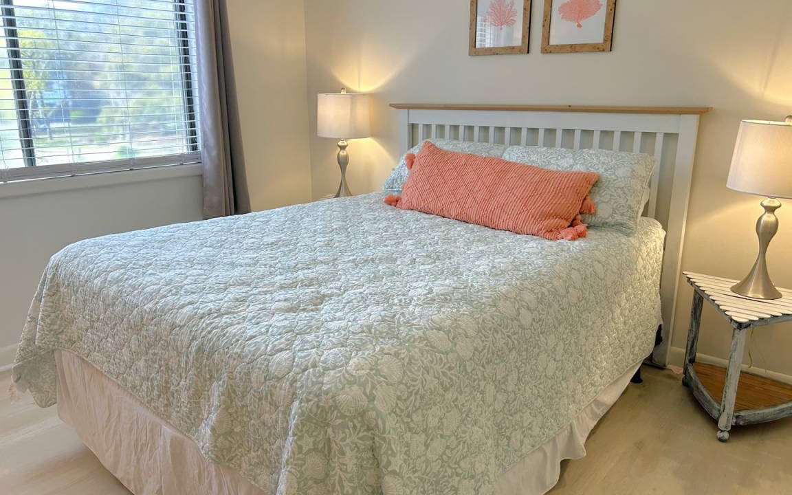 Photo of Bedroom in Caswell Beach