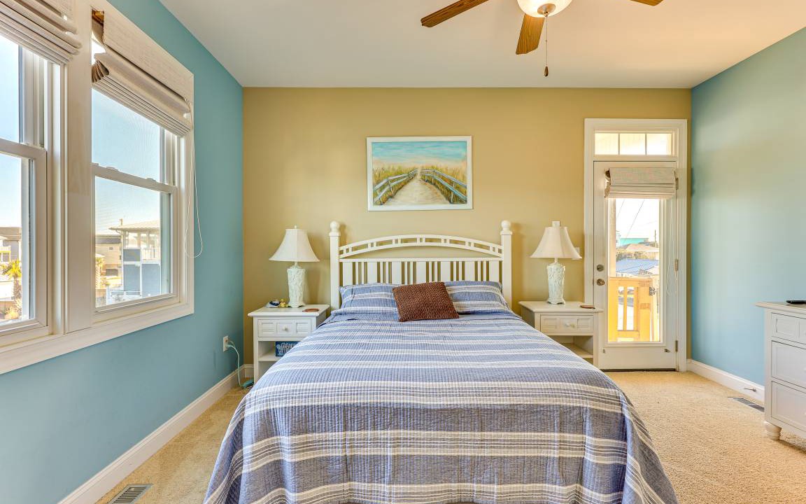 Photo of Bedroom in Surf City