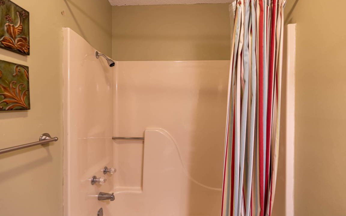 Photo of Bathroom in Blowing Rock