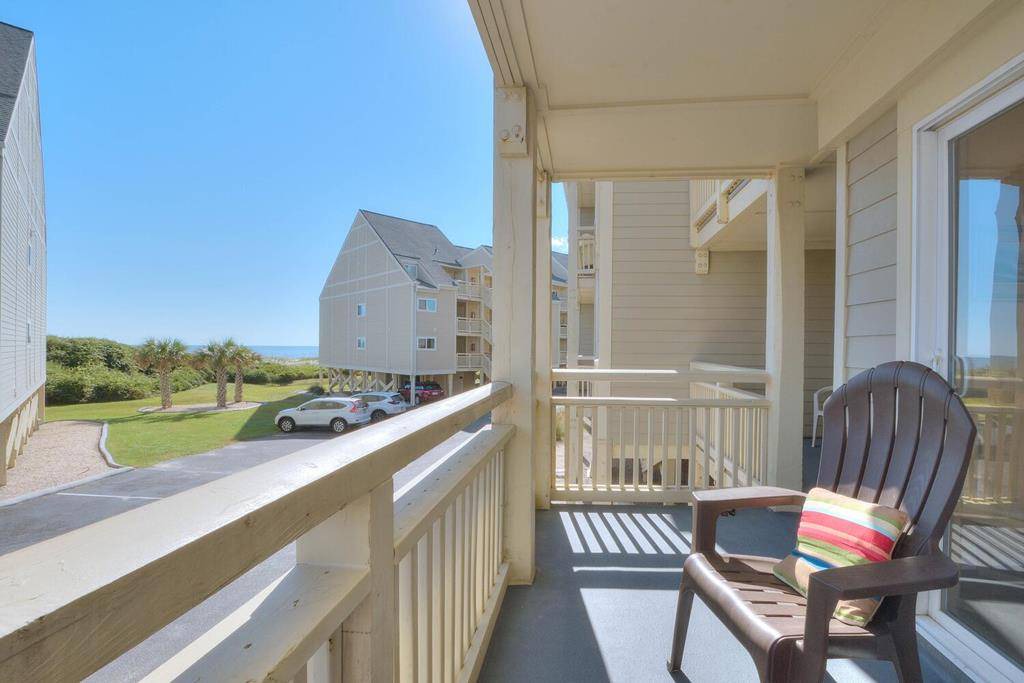 Photo of Patio Balcony in Caswell Beach