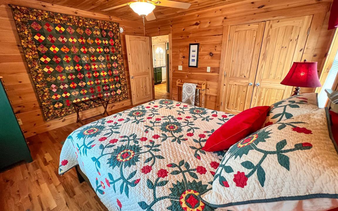 Photo of Bedroom in Buck Mountain