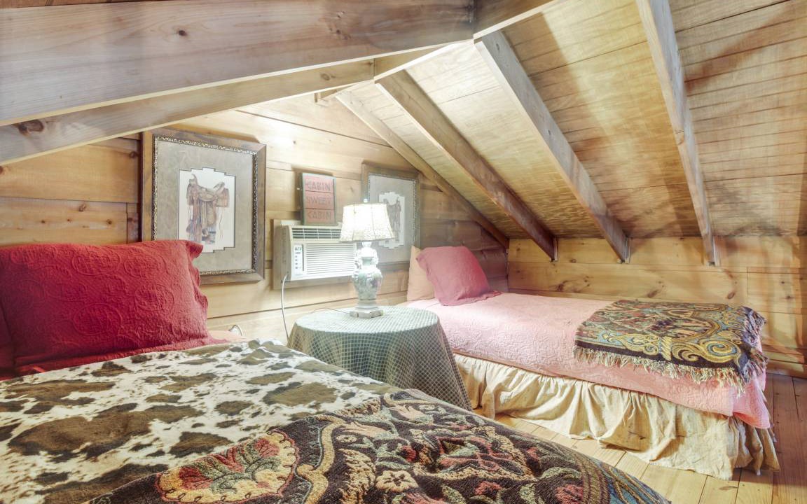 Photo of Bedroom in Lawndale