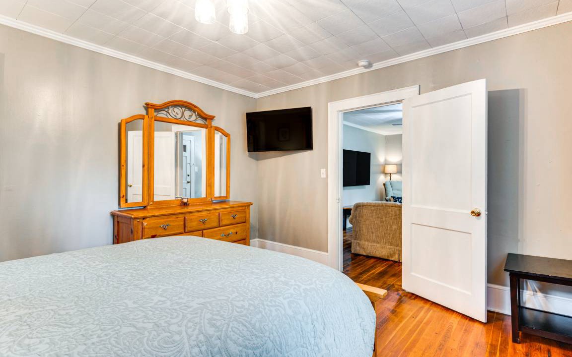 Photo of Bedroom in Forest City