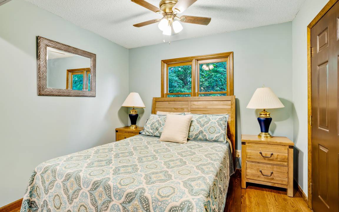 Photo of Bedroom in Cullowhee
