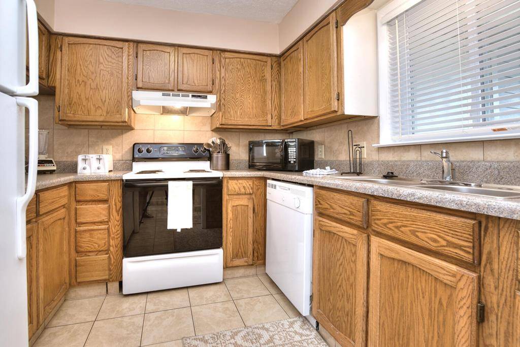Photo of Kitchen in Caswell Beach