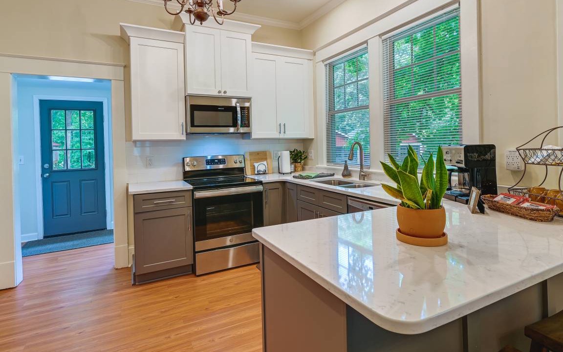 Photo of Kitchen in Lindley Park