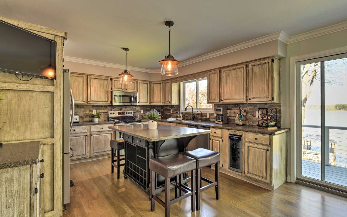 Photo of Kitchen in Lake Norman of Catawba