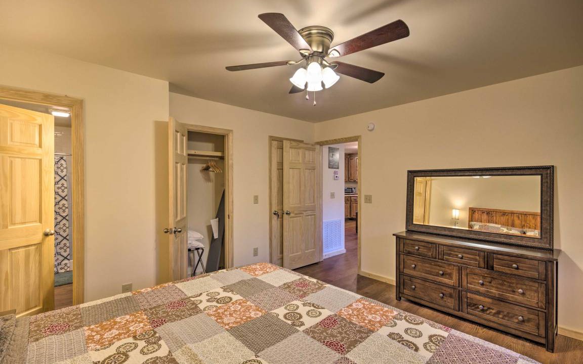 Photo of Bedroom in Cherokee