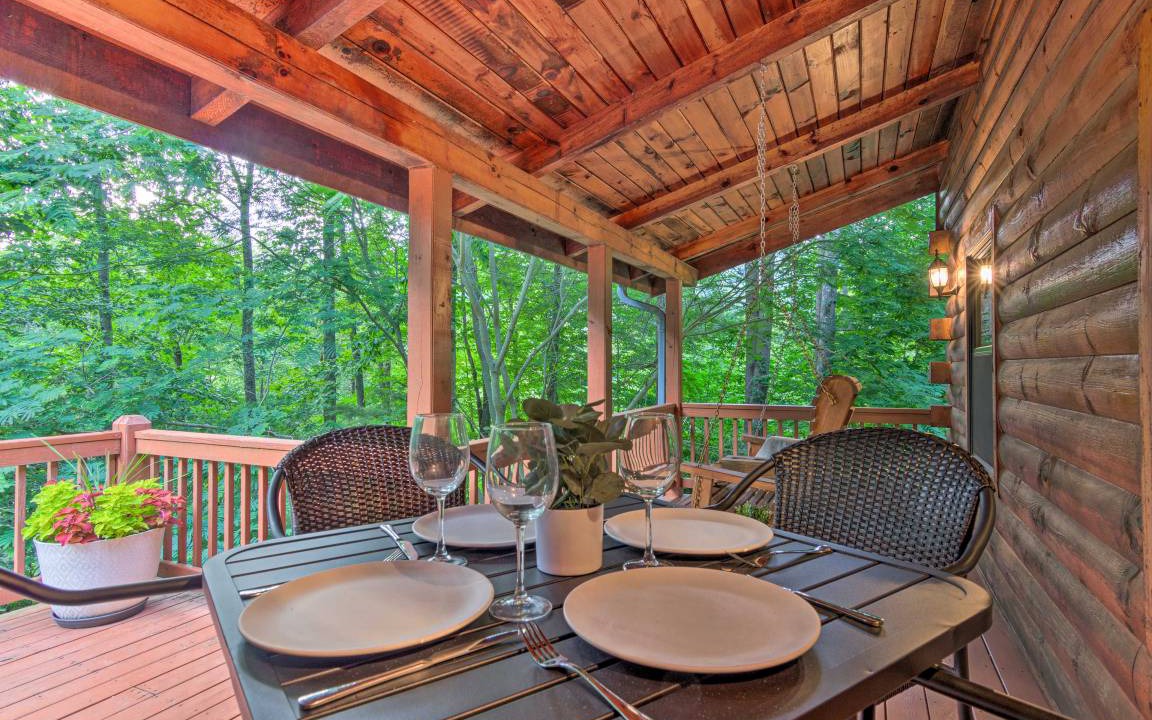 Photo of Patio Balcony in Mars Hill