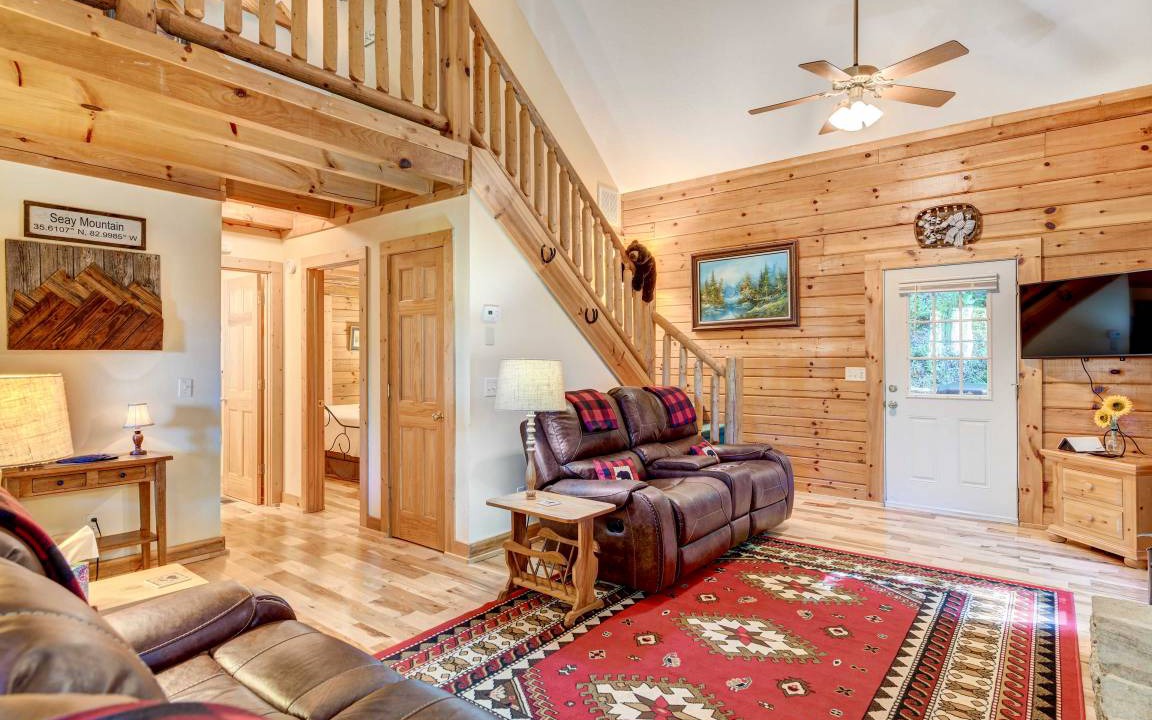 Photo of Livingroom in Waynesville