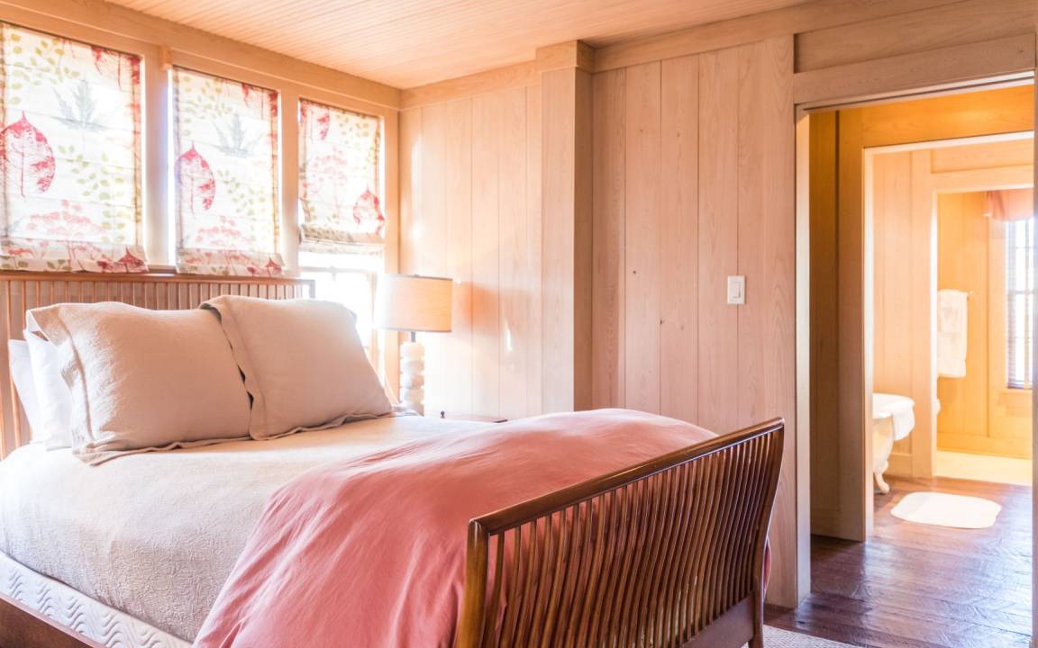 Photo of Bedroom in Oriental