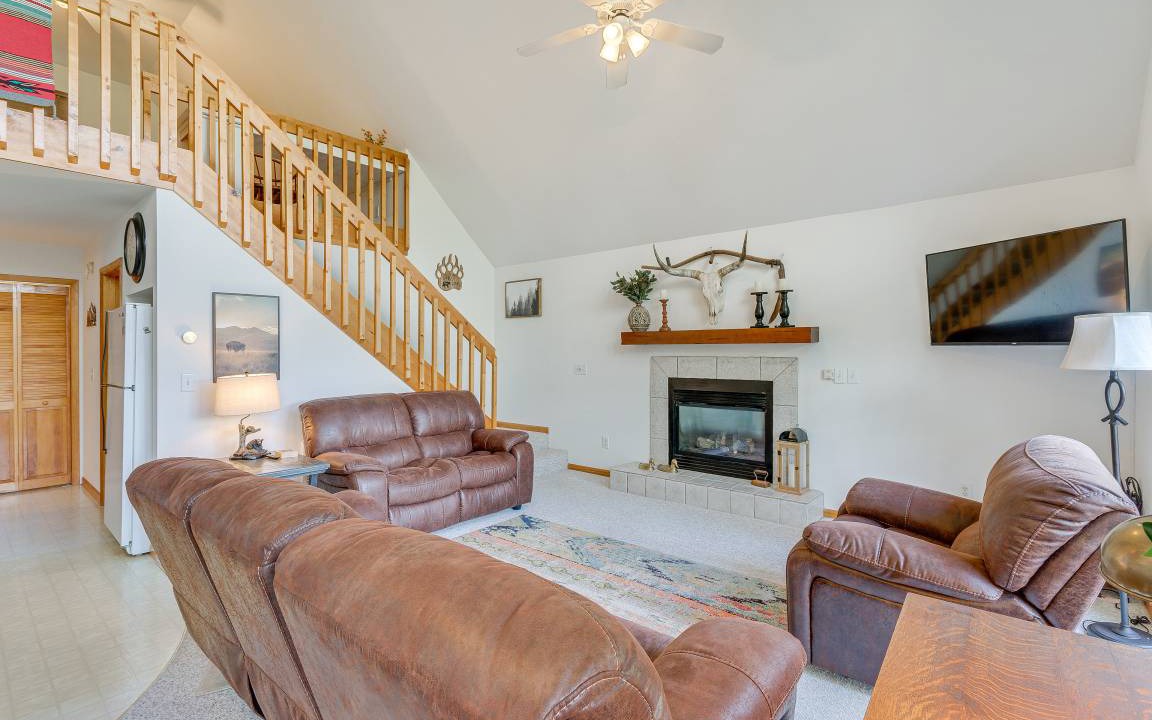Photo of Livingroom in Upper Peachtree