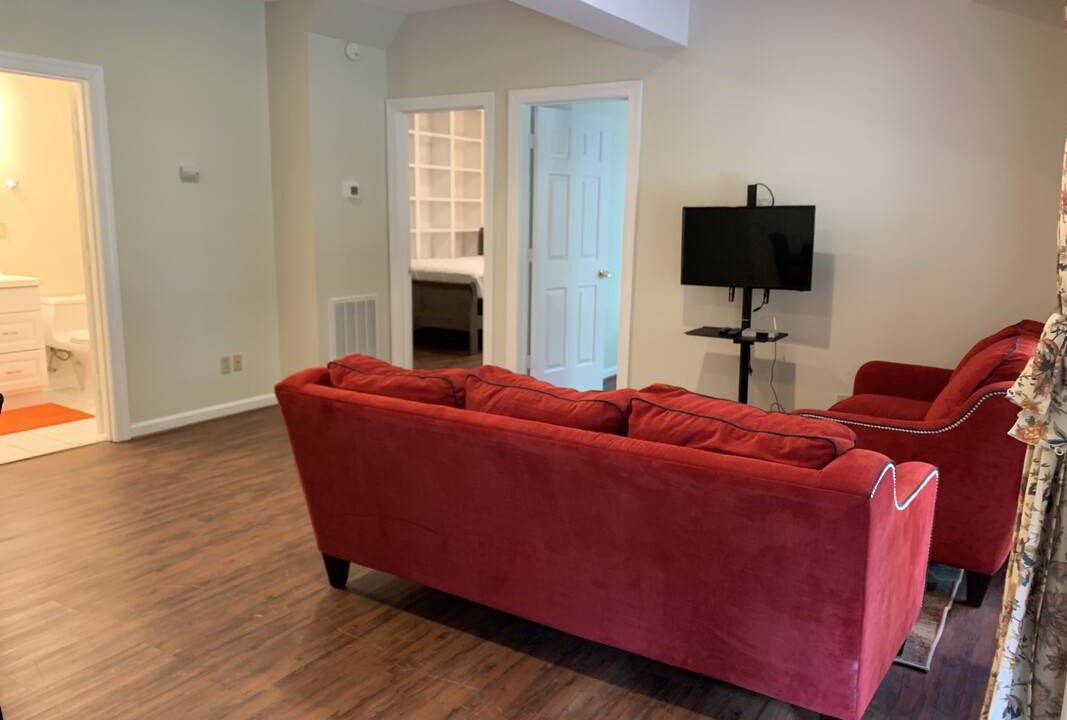 Photo of Livingroom in Chapel Hill