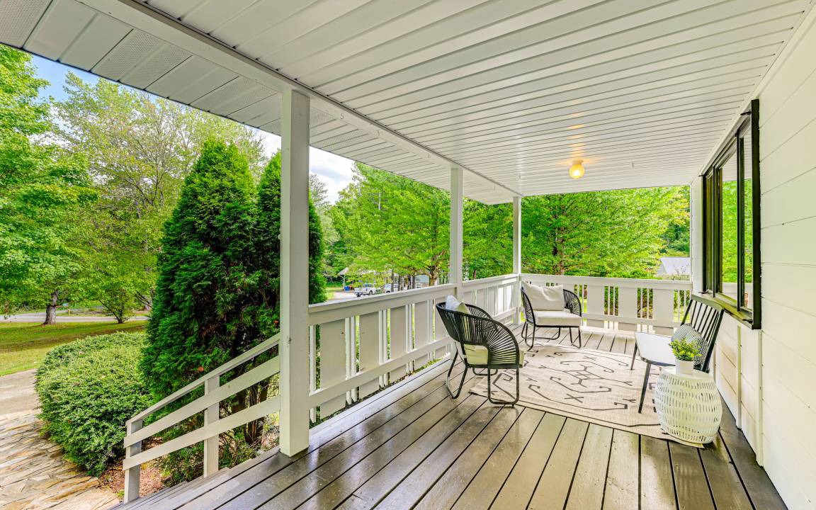 Photo of Patio Balcony in Sylva