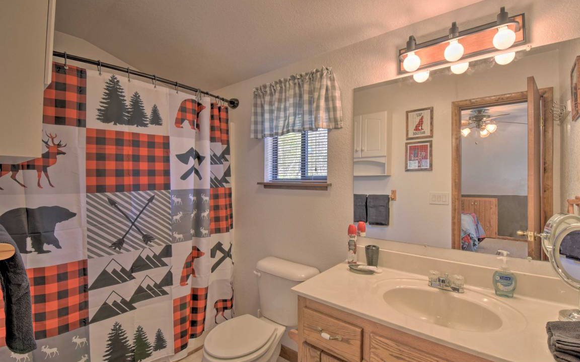 Photo of Bathroom in Upper Peachtree