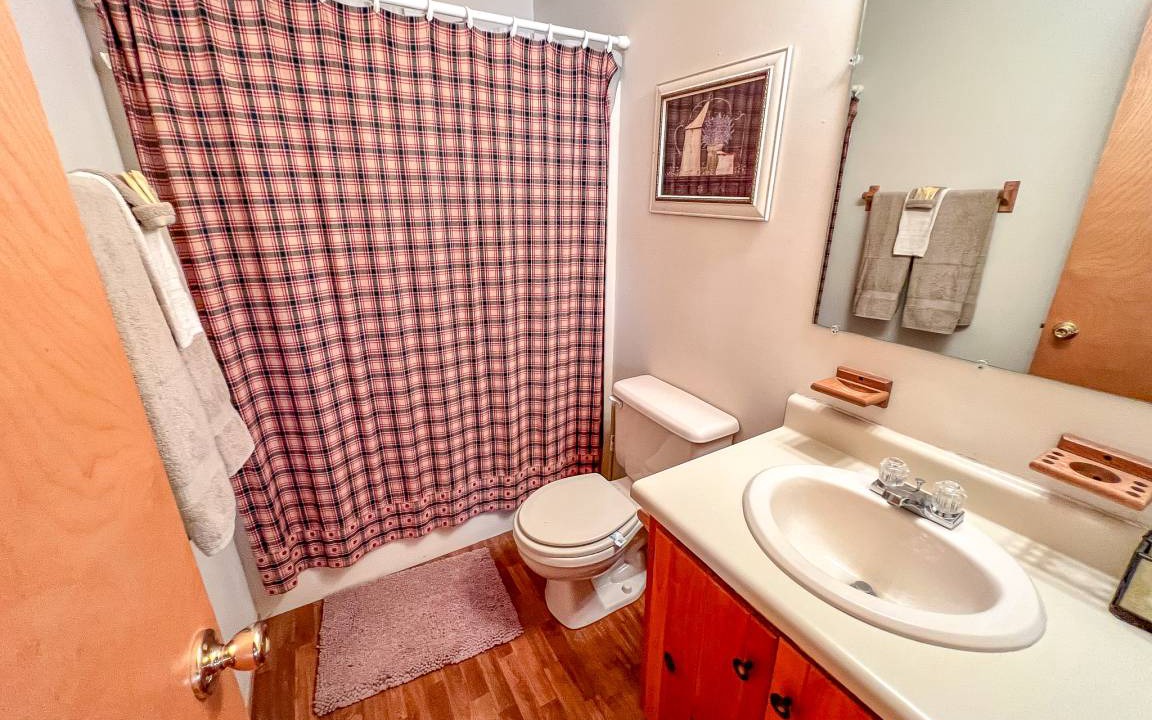 Photo of Bathroom in Grassy Creek
