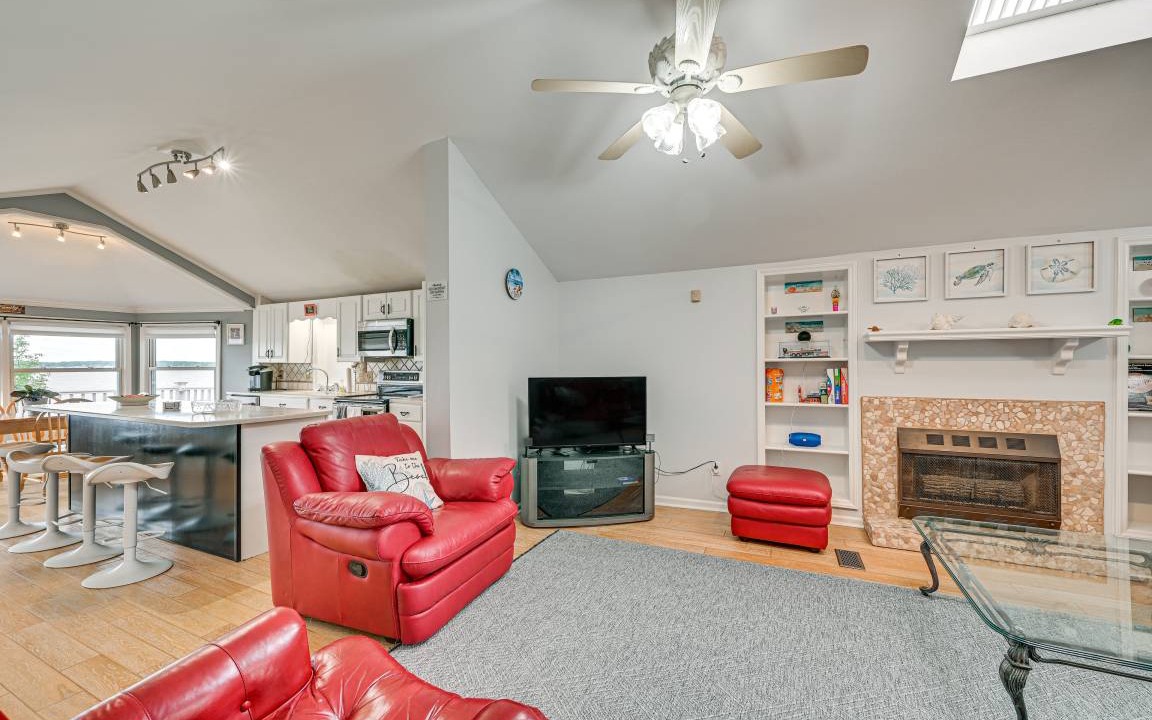 Photo of Livingroom in River Road