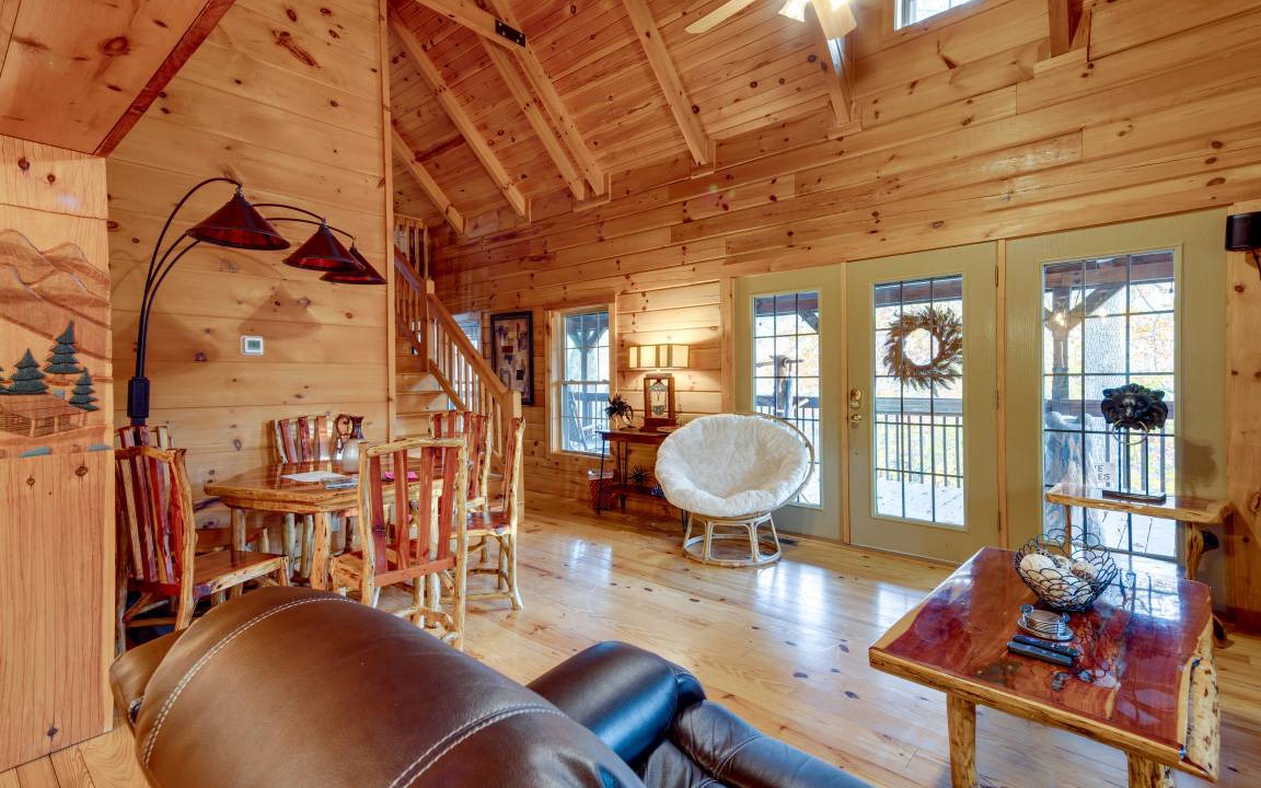 Photo of Livingroom in Rutherfordton