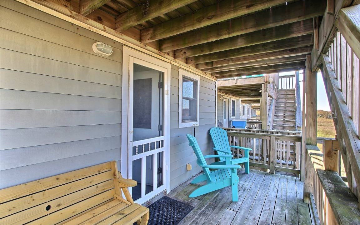 Photo of Patio Balcony in Hatteras