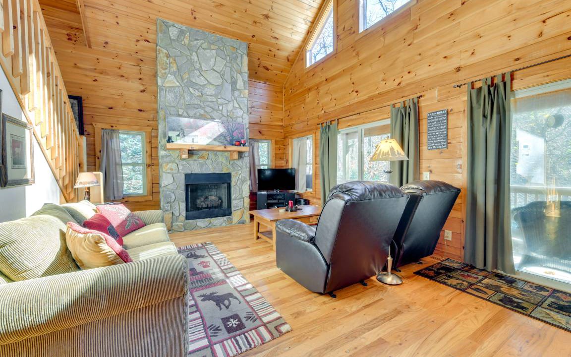 Photo of Livingroom in Waynesville