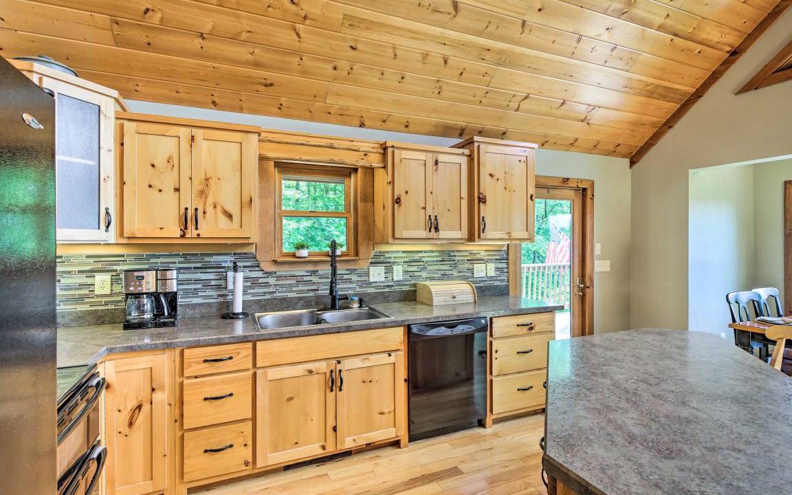 Photo of Kitchen in Indian Rock Springs