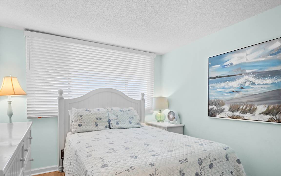 Photo of Bedroom in Pine Knoll Shores
