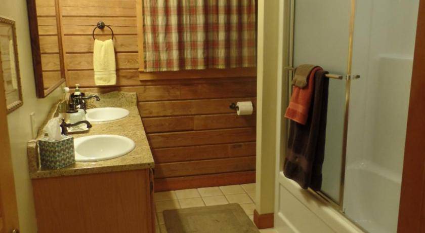 Photo of Bathroom in Robbinsville