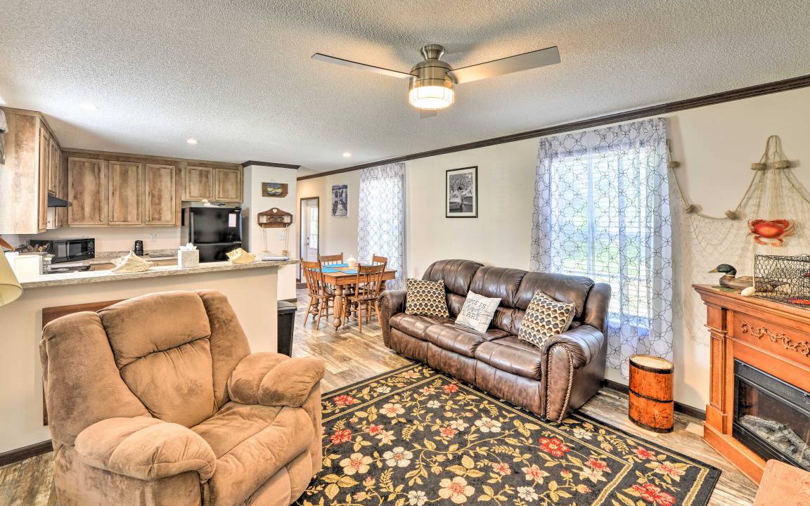 Photo of Livingroom in Harkers Island