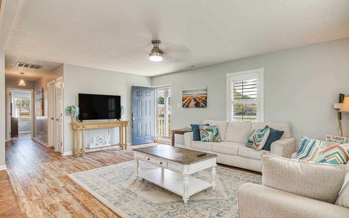 Photo of Livingroom in Morehead City