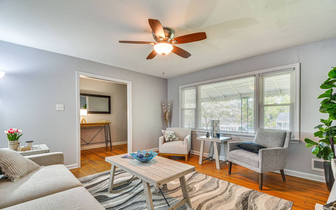 Photo of Livingroom in Northeast Raleigh