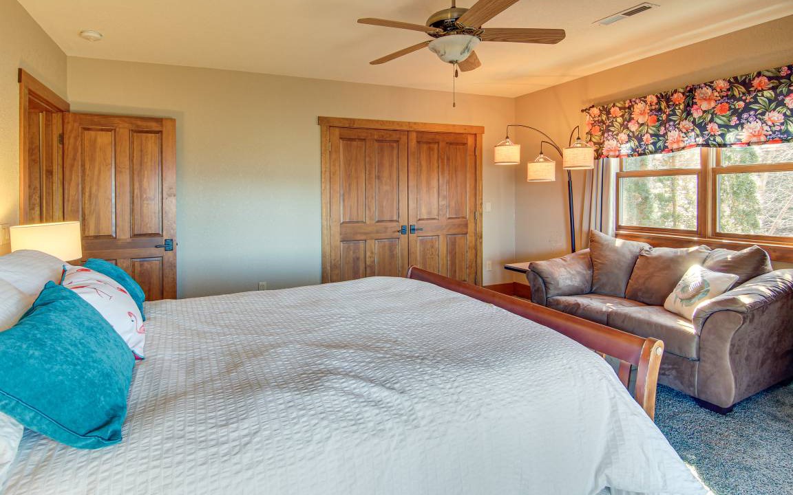 Photo of Bedroom in Black Mountain