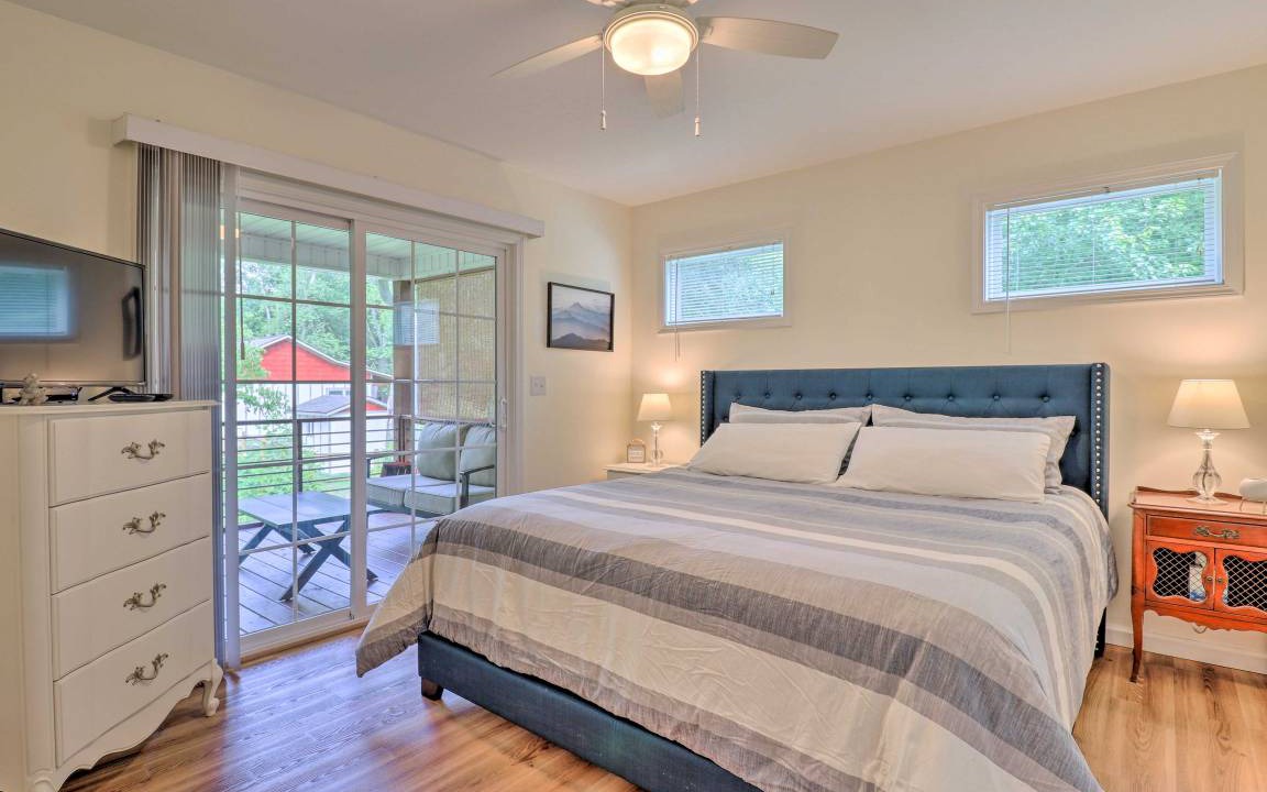 Photo of Bedroom in Waynesville