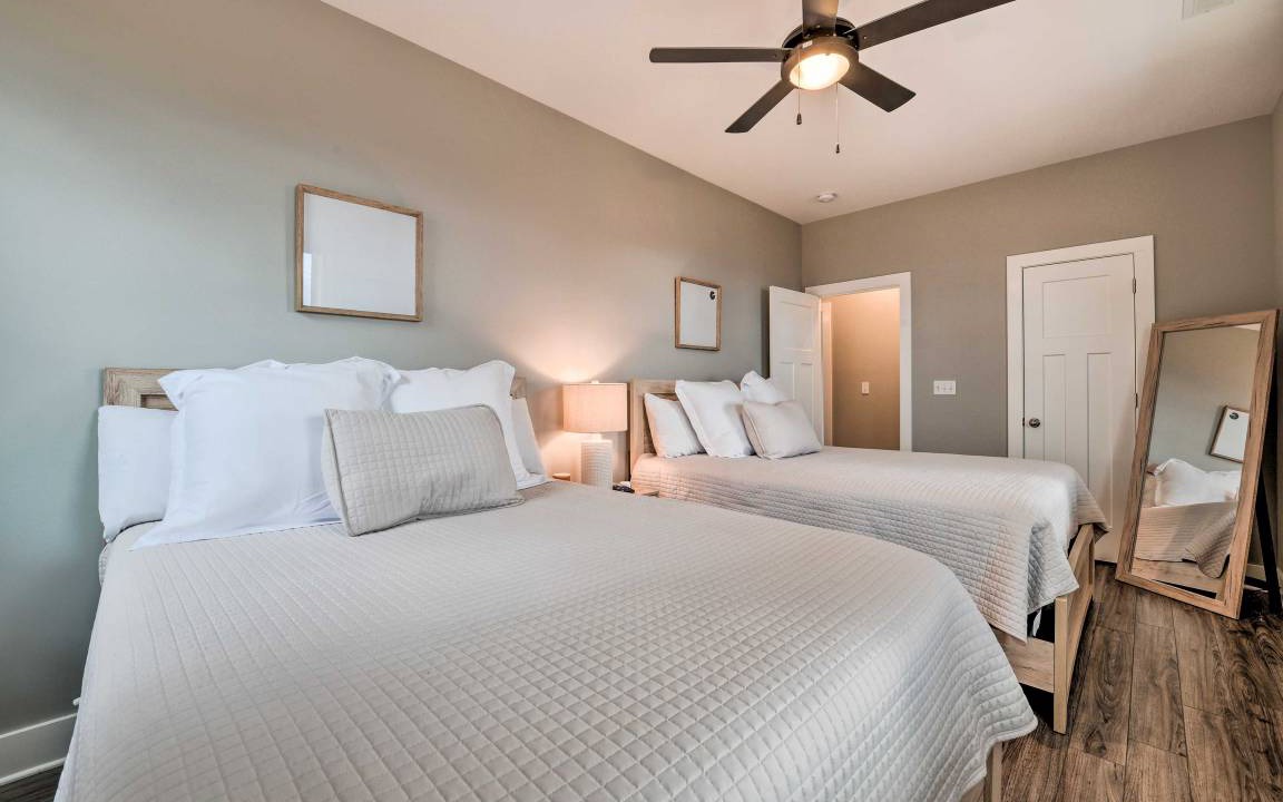 Photo of Bedroom in Sylva