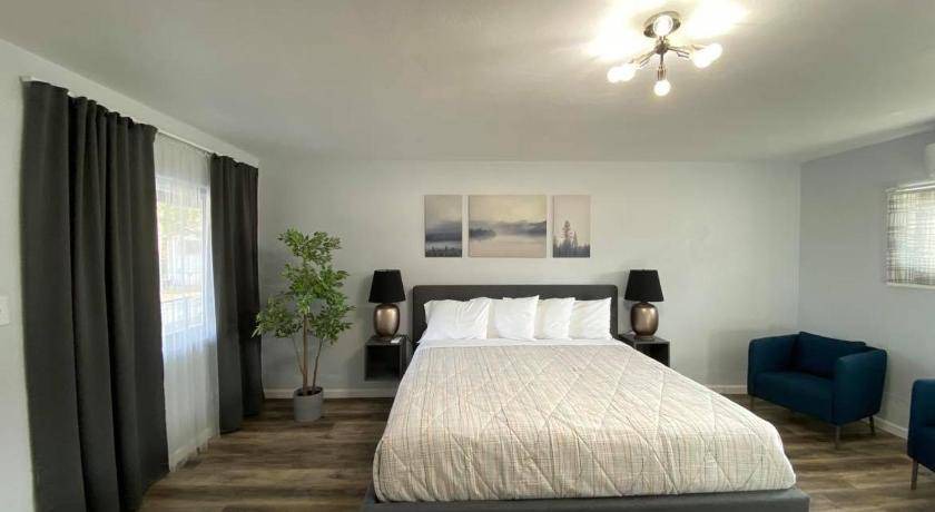 Photo of Bedroom in Maggie Valley