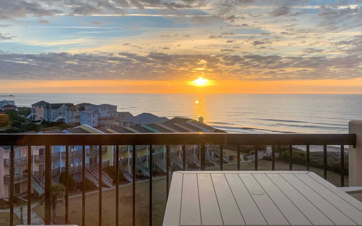 Photo of Patio Balcony in Emerald Isle