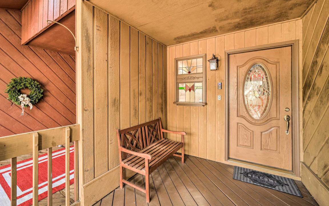Photo of Patio Balcony in Sapphire