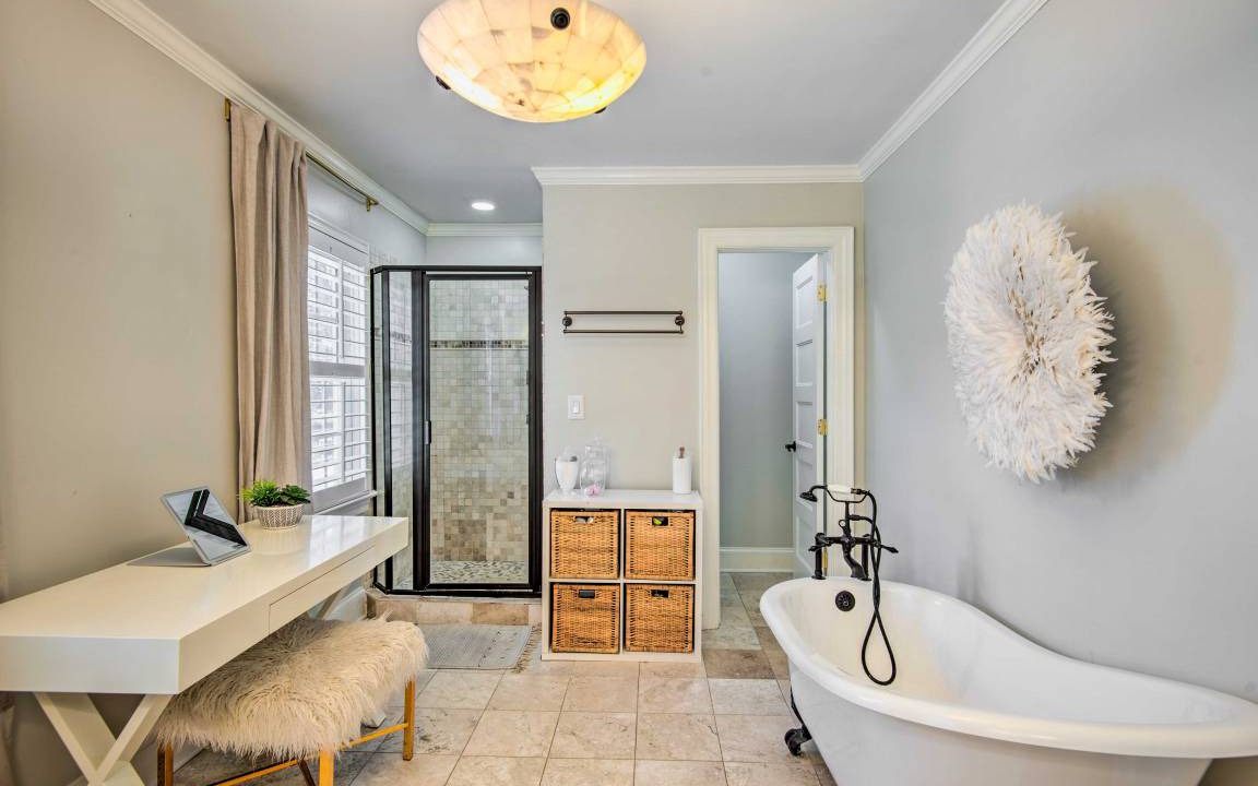 Photo of Bathroom in Wendover - Sedgewood
