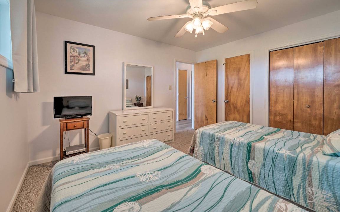 Photo of Bedroom in Long Beach