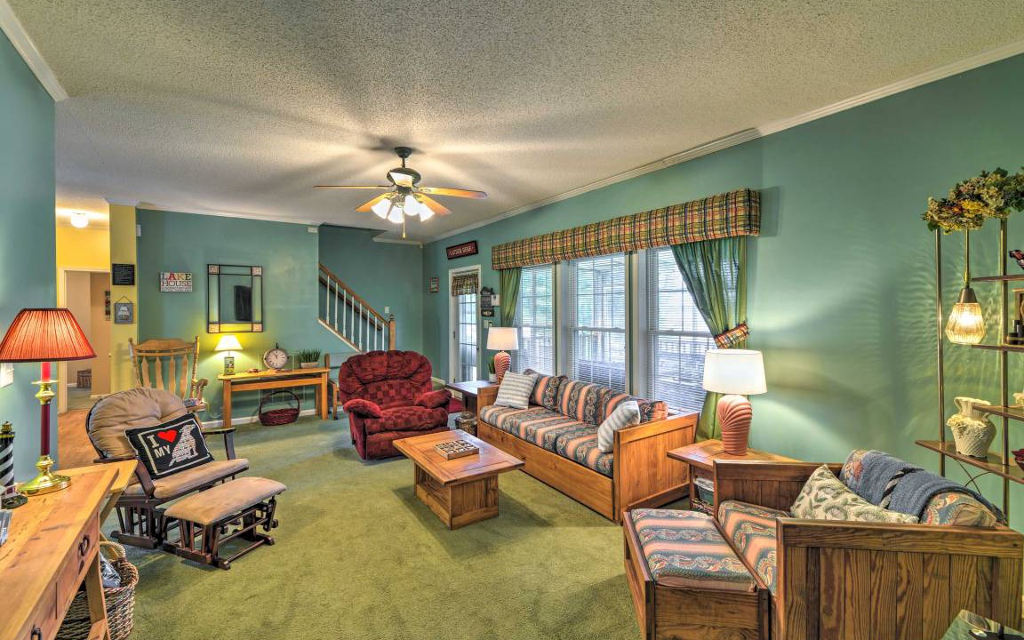 Photo of Livingroom in Myrick Estates