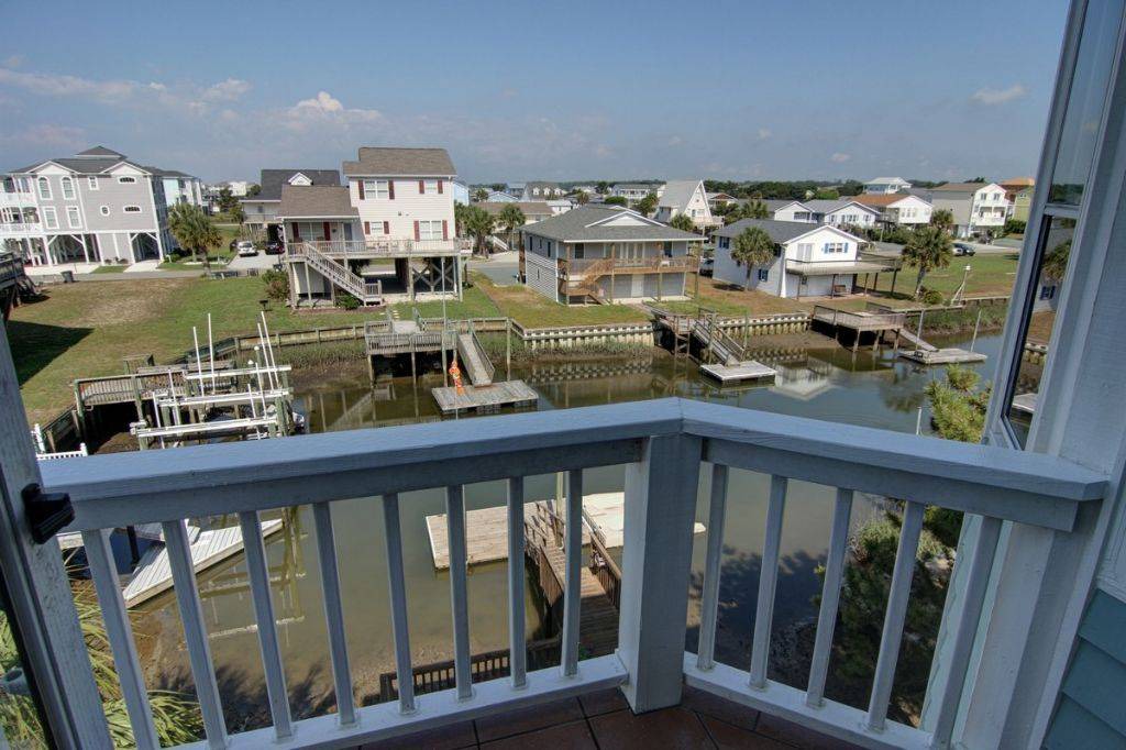 Photo of Patio Balcony in Holden Beach