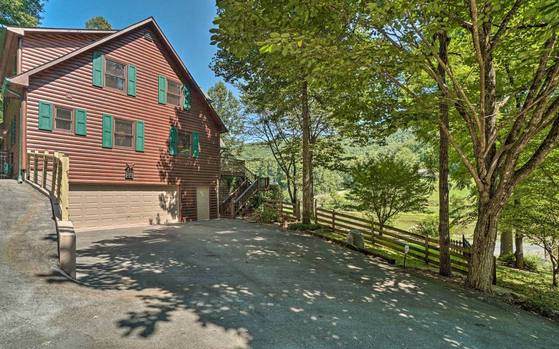 Photo of Others in Hayesville