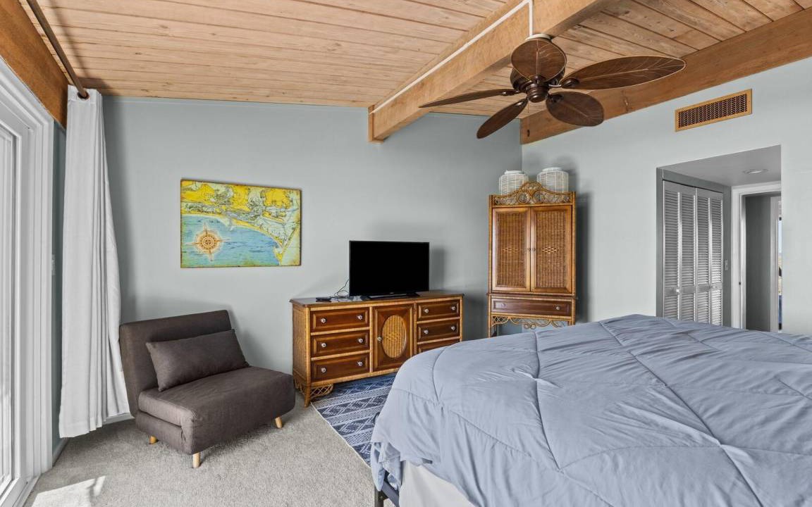 Photo of Others in Pine Knoll Shores
