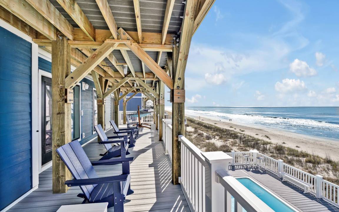 Photo of Patio Balcony in Oak Island
