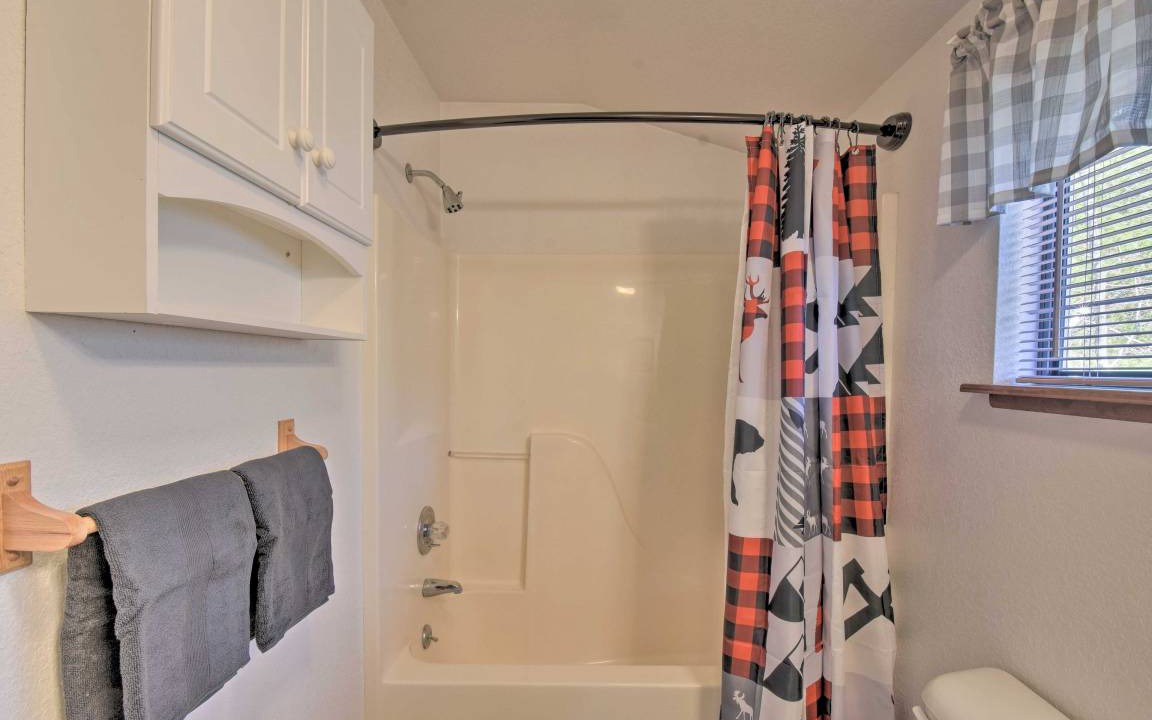 Photo of Bathroom in Upper Peachtree
