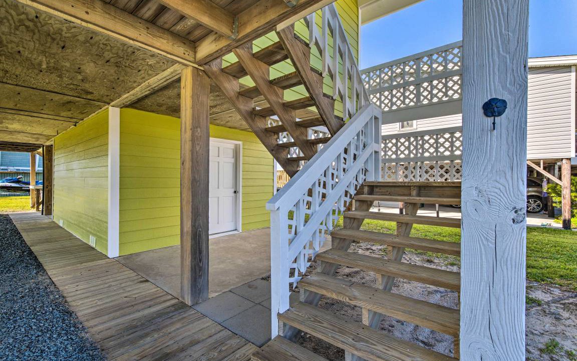 Photo of Buildings in Topsail Beach