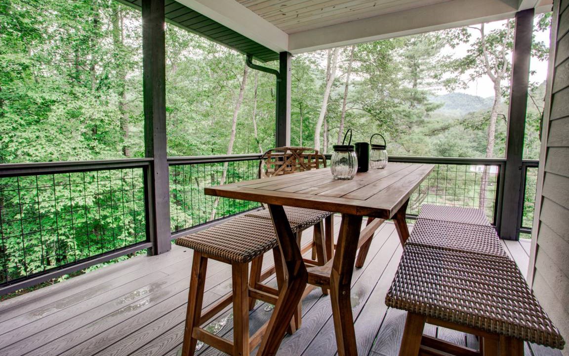 Photo of Patio Balcony in Barnardsville