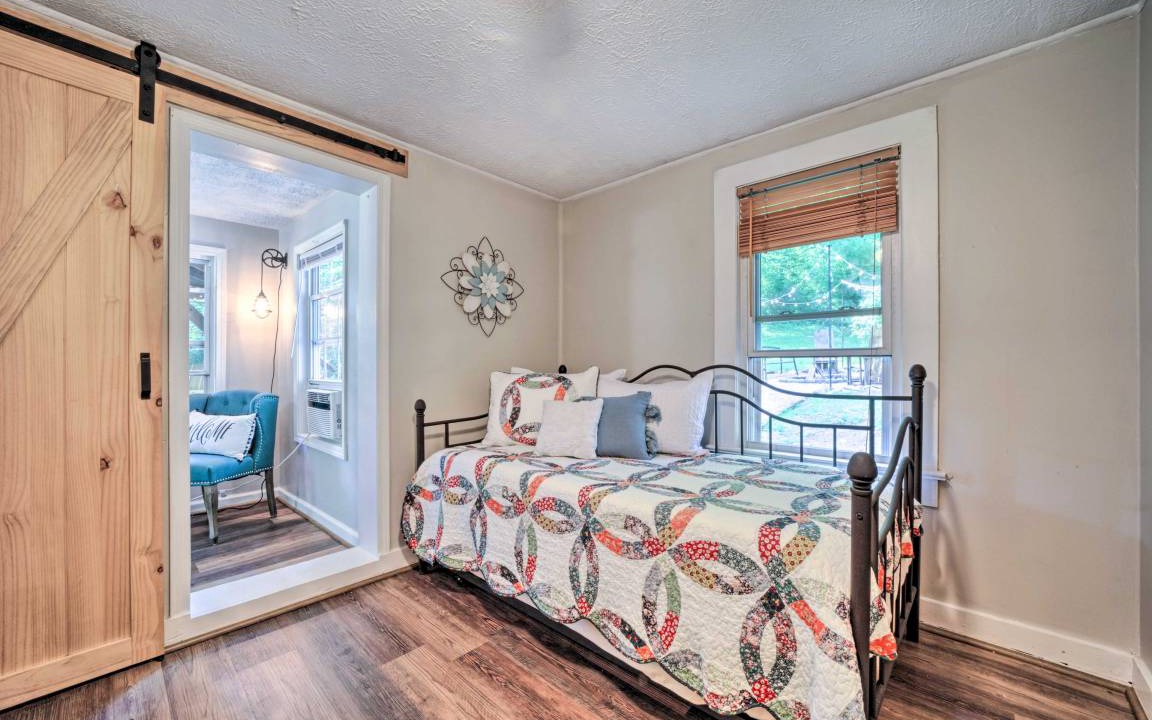 Photo of Bedroom in Waynesville