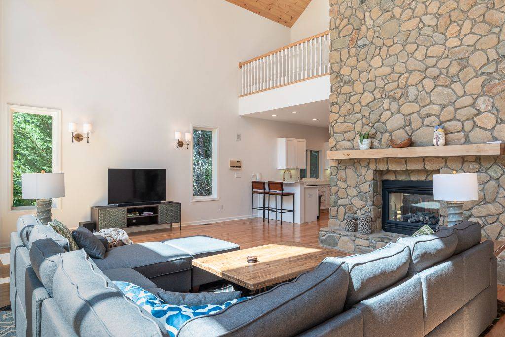 Photo of Livingroom in Lake Lure
